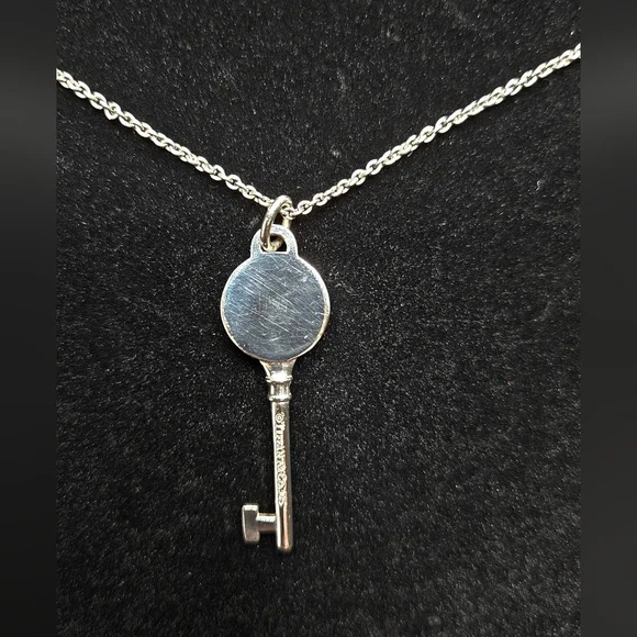 Tiffany &Co sterling Silver .925 Return To Tiffany Round Circle Key Peretti - Picture 7 of 16
